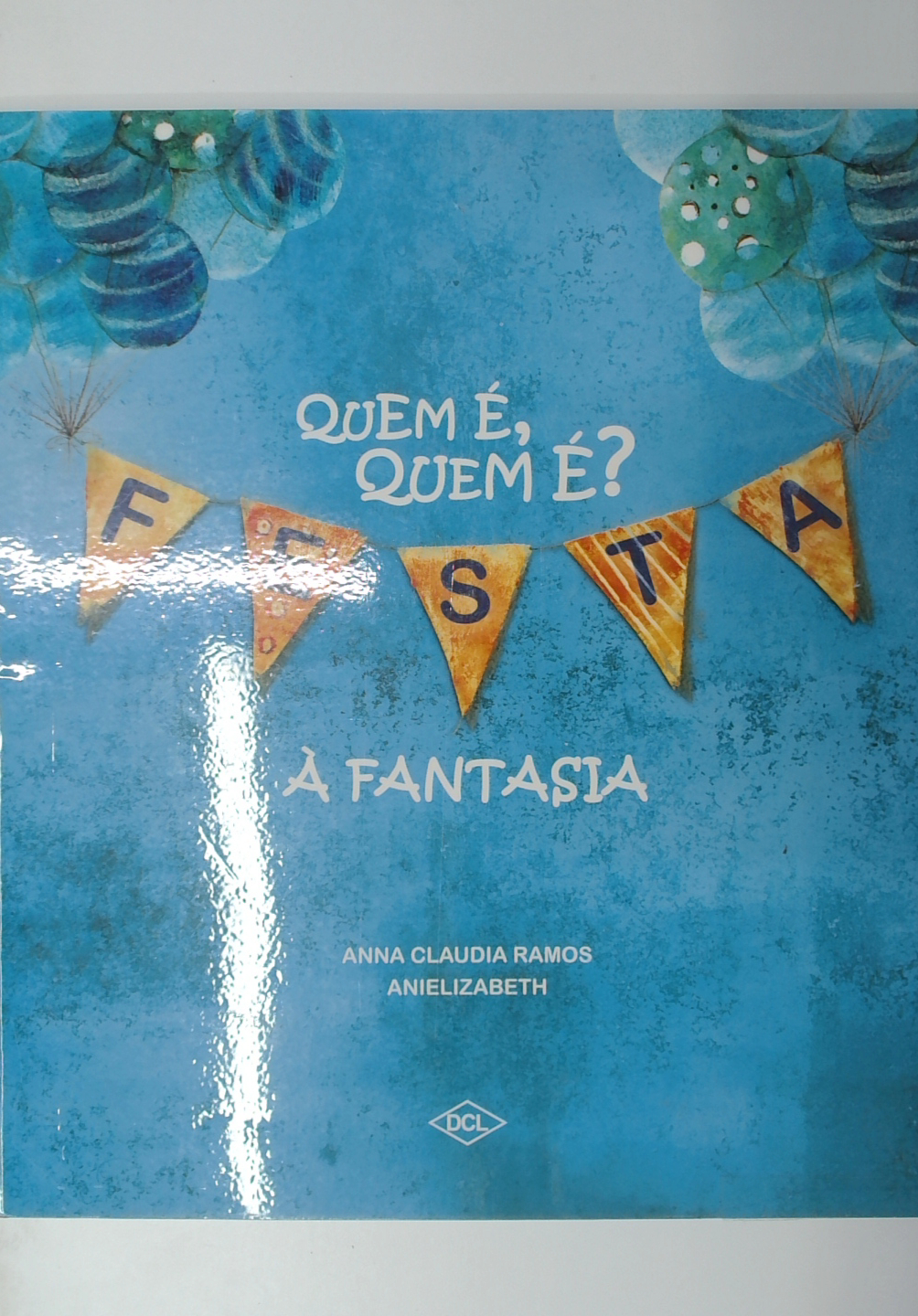 Capa do livro Quem É, Quem É? Festa à Fantasia