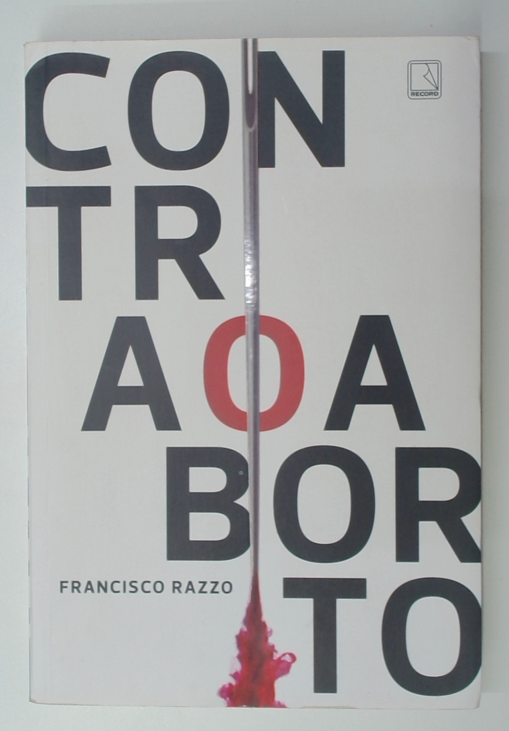 Capa do livro Contra o Aborto