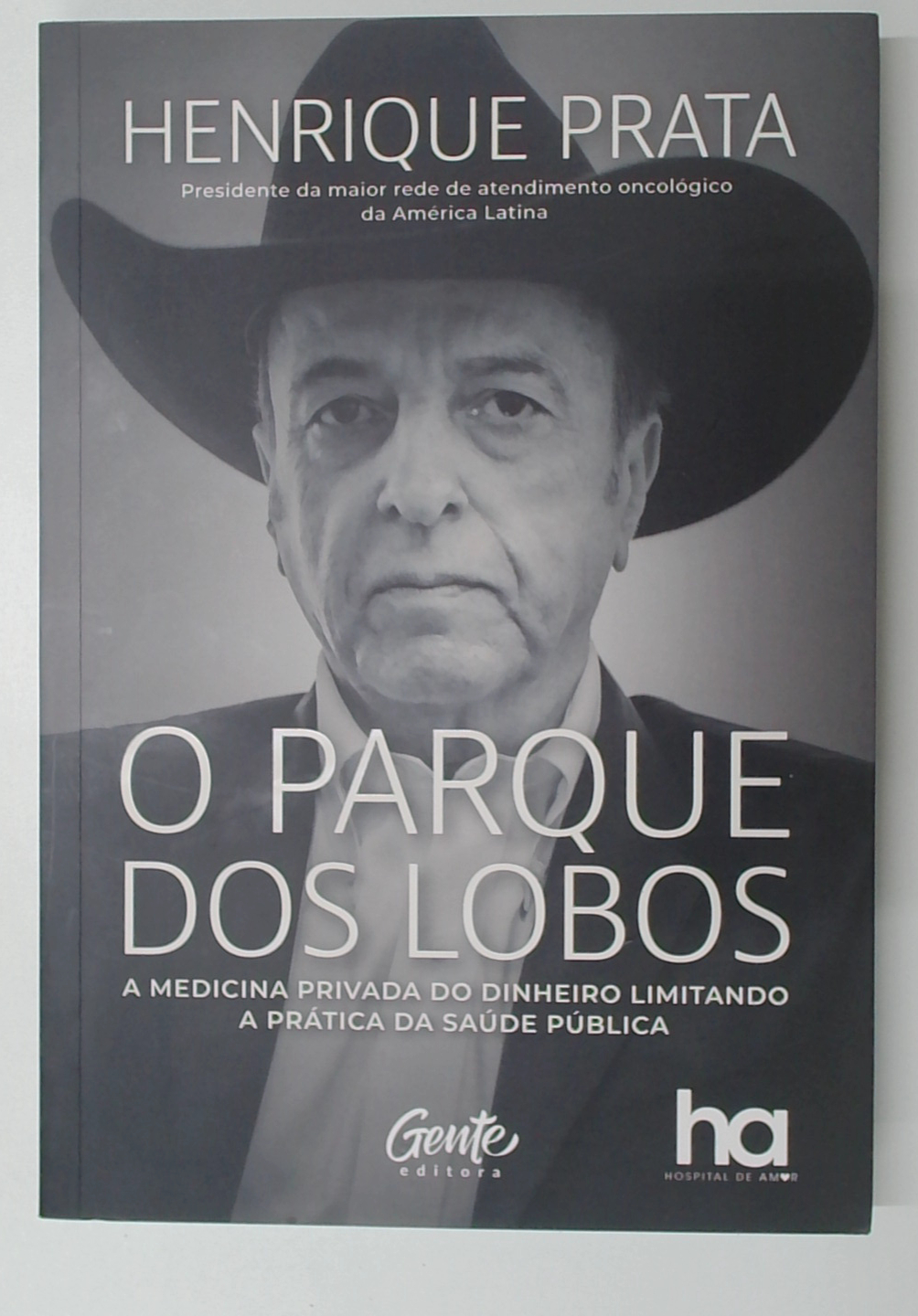 Capa do livro O Parque dos Lobos