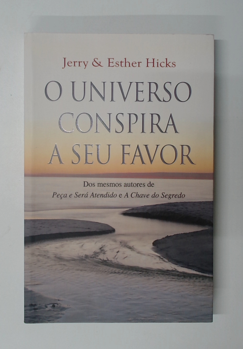 Capa do livro O Universo Conspira a Seu Favor