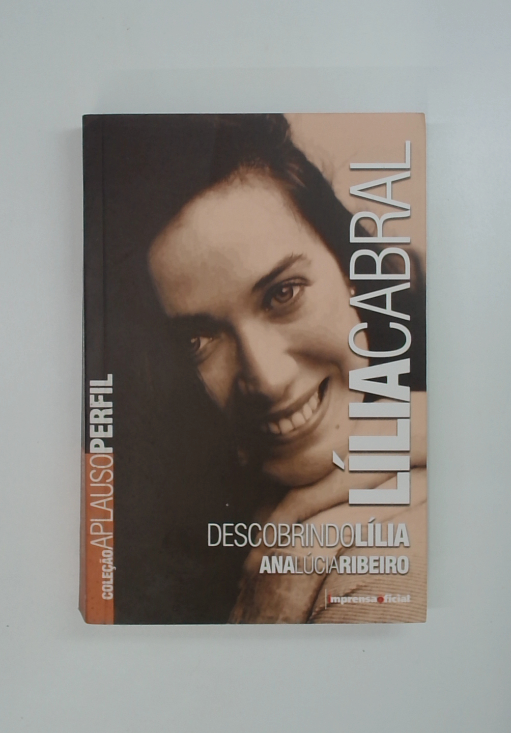 Capa do livro Lilia Cabral: Descobrindo Lilia Cabral