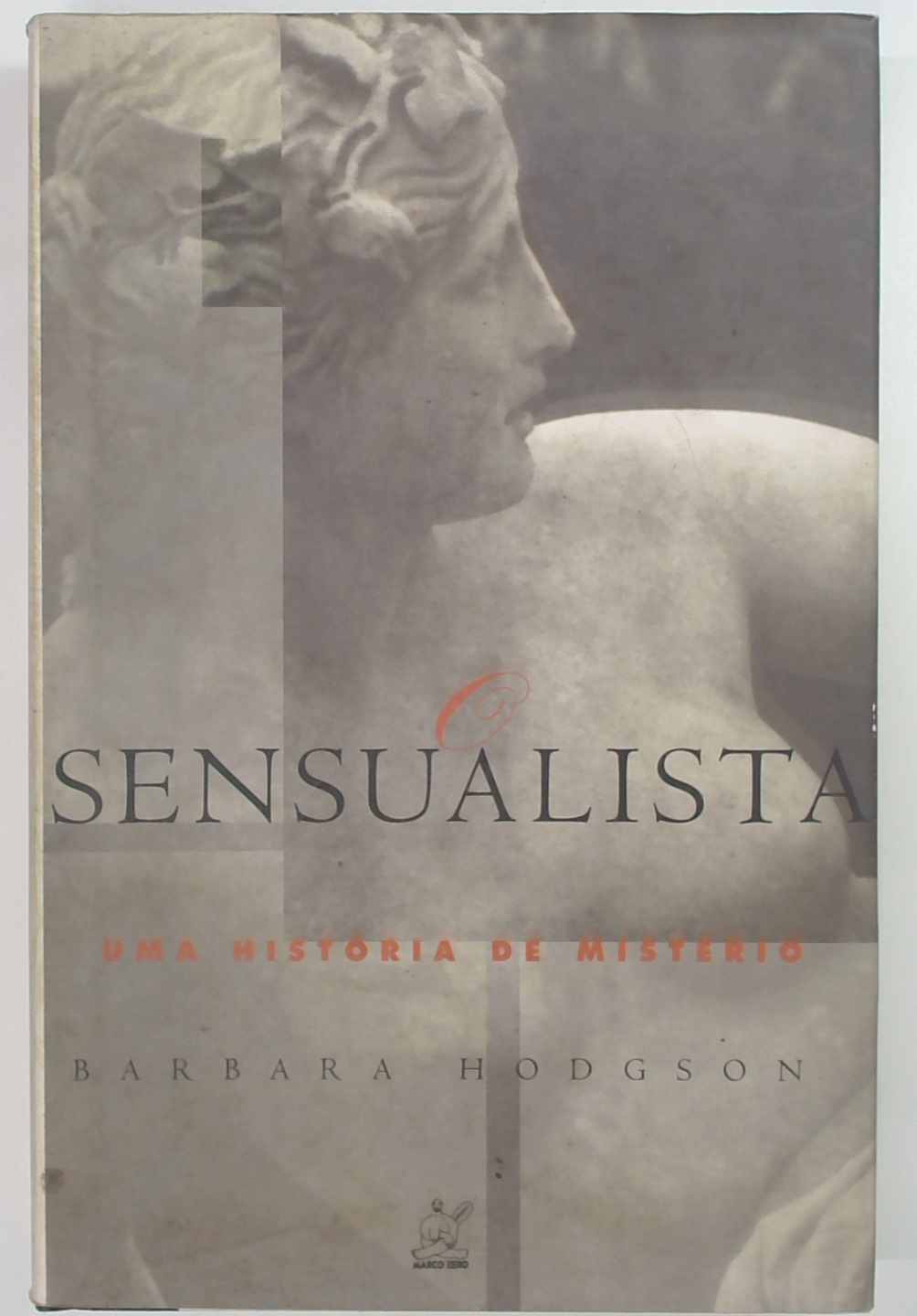 Capa do livro O Sensualista: uma História de Misterio