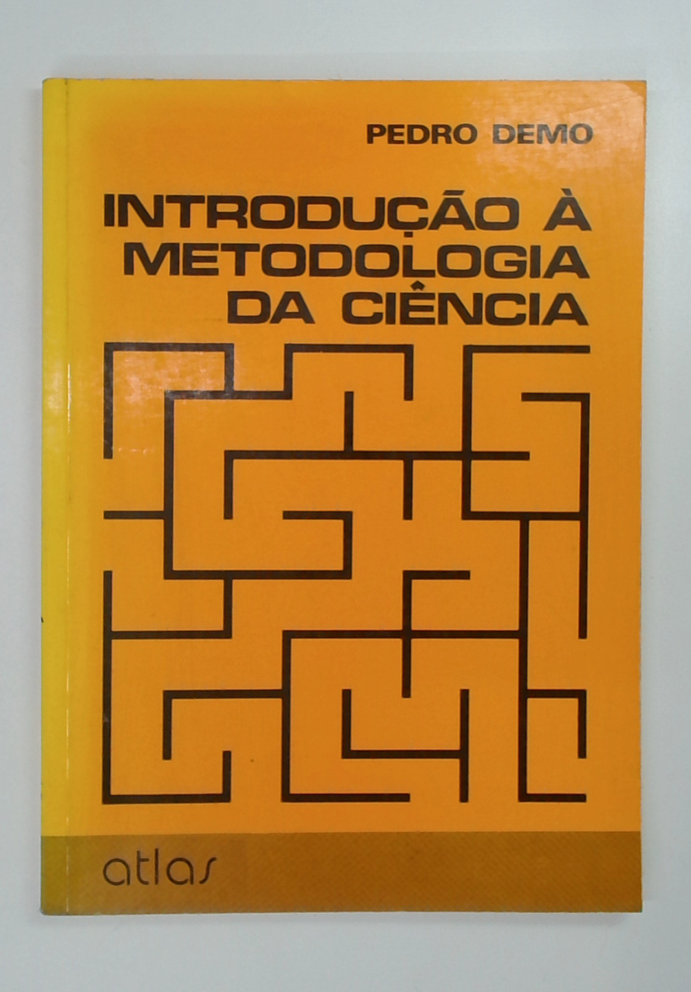 Capa do livro Introdução à Metodologia da Ciência
