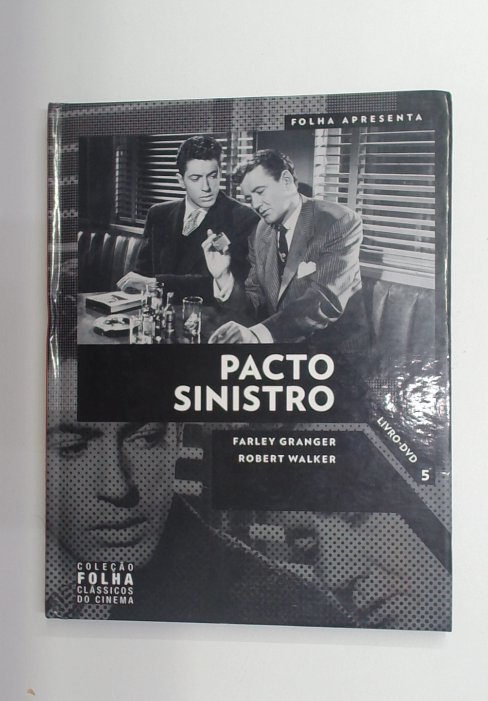 Capa do livro Pacto Sinistro