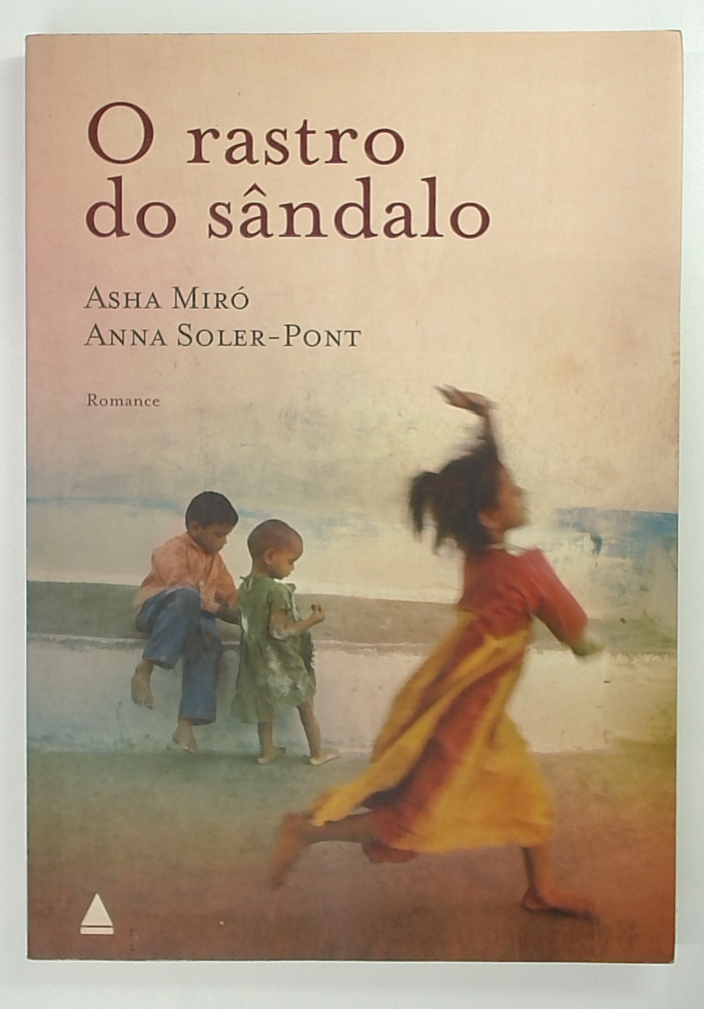 Capa do livro O Rastro do Sândalo