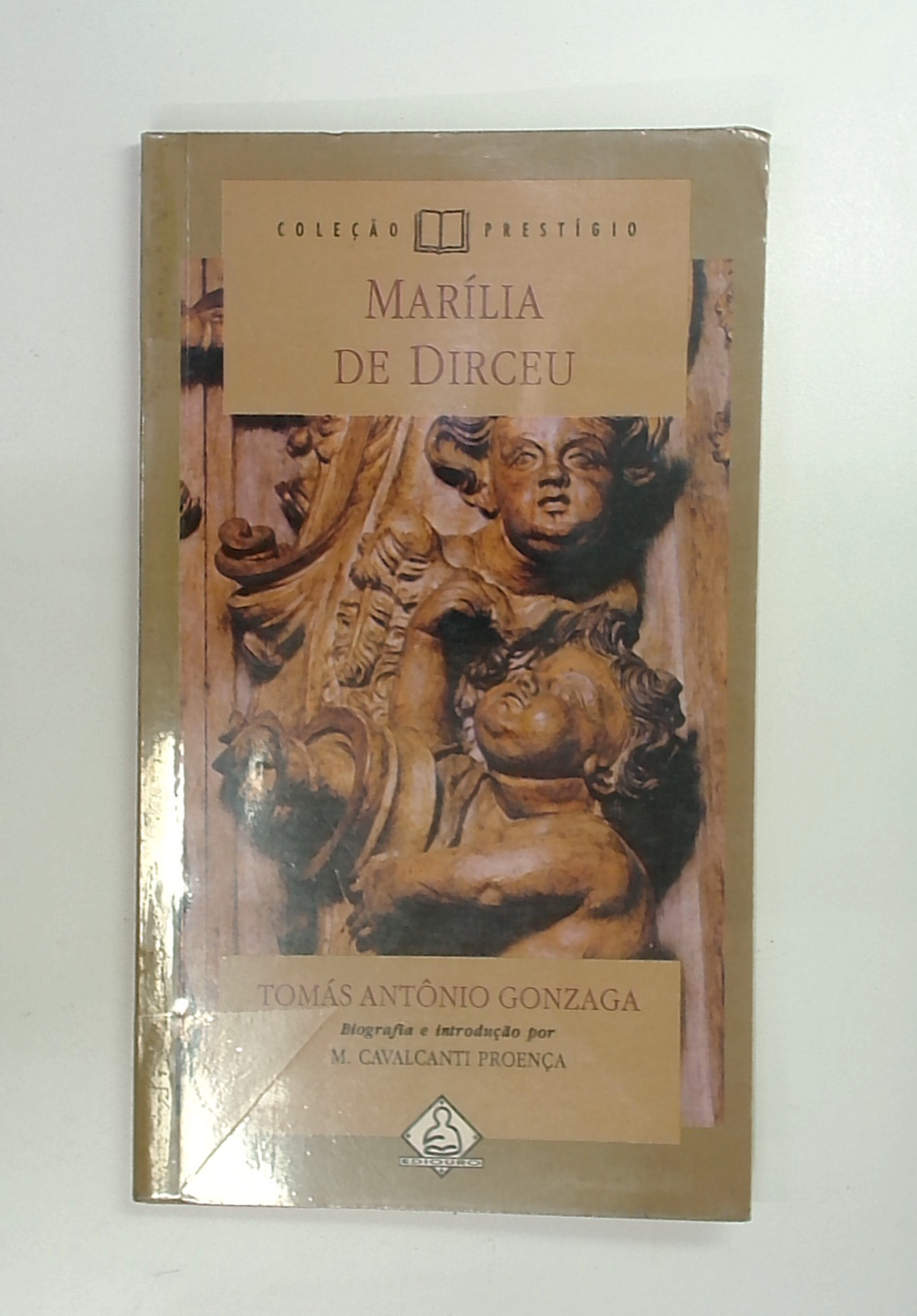 Capa do livro Marília de Dirceu