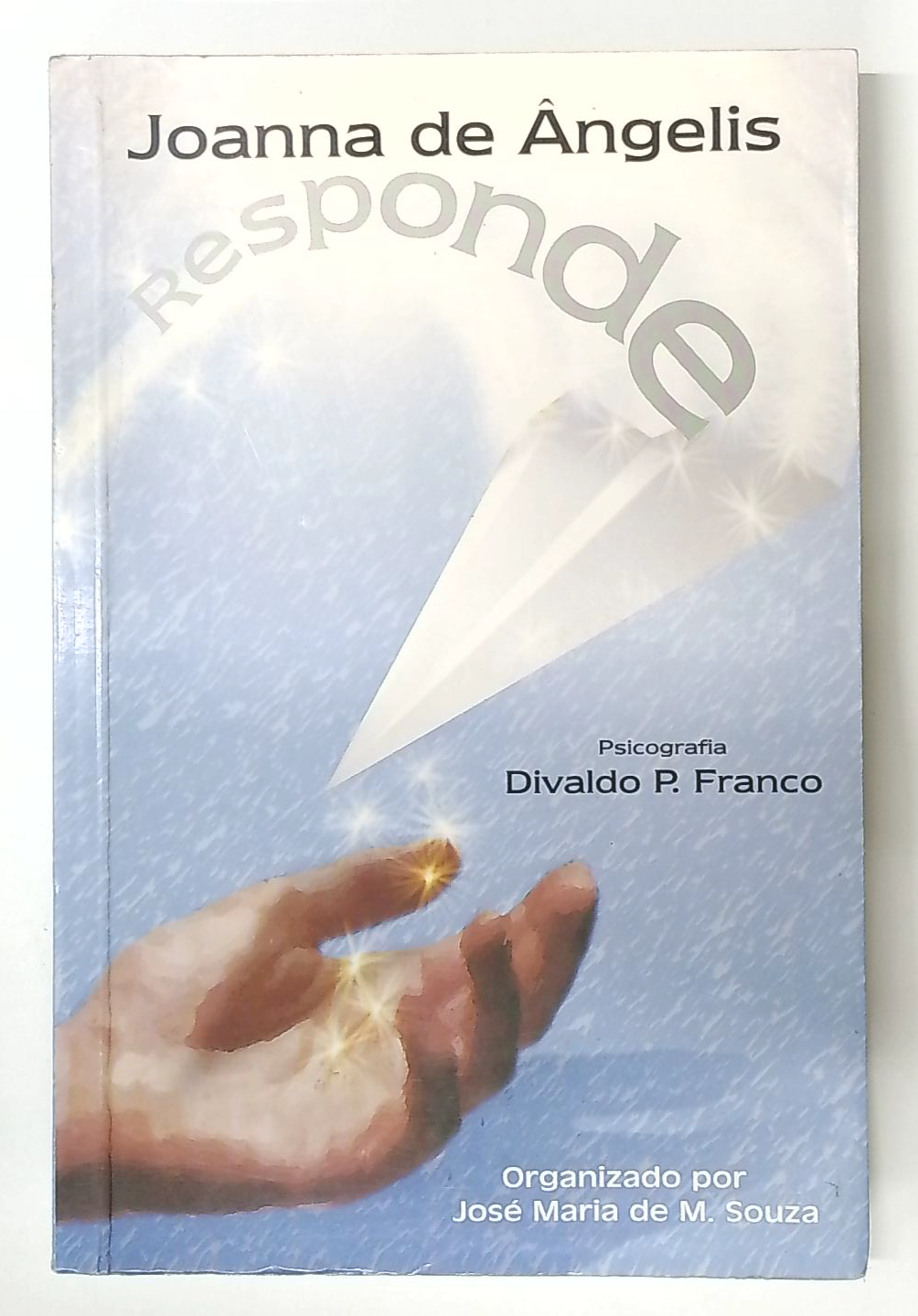 Capa do livro Joanna de Ângelis Responde