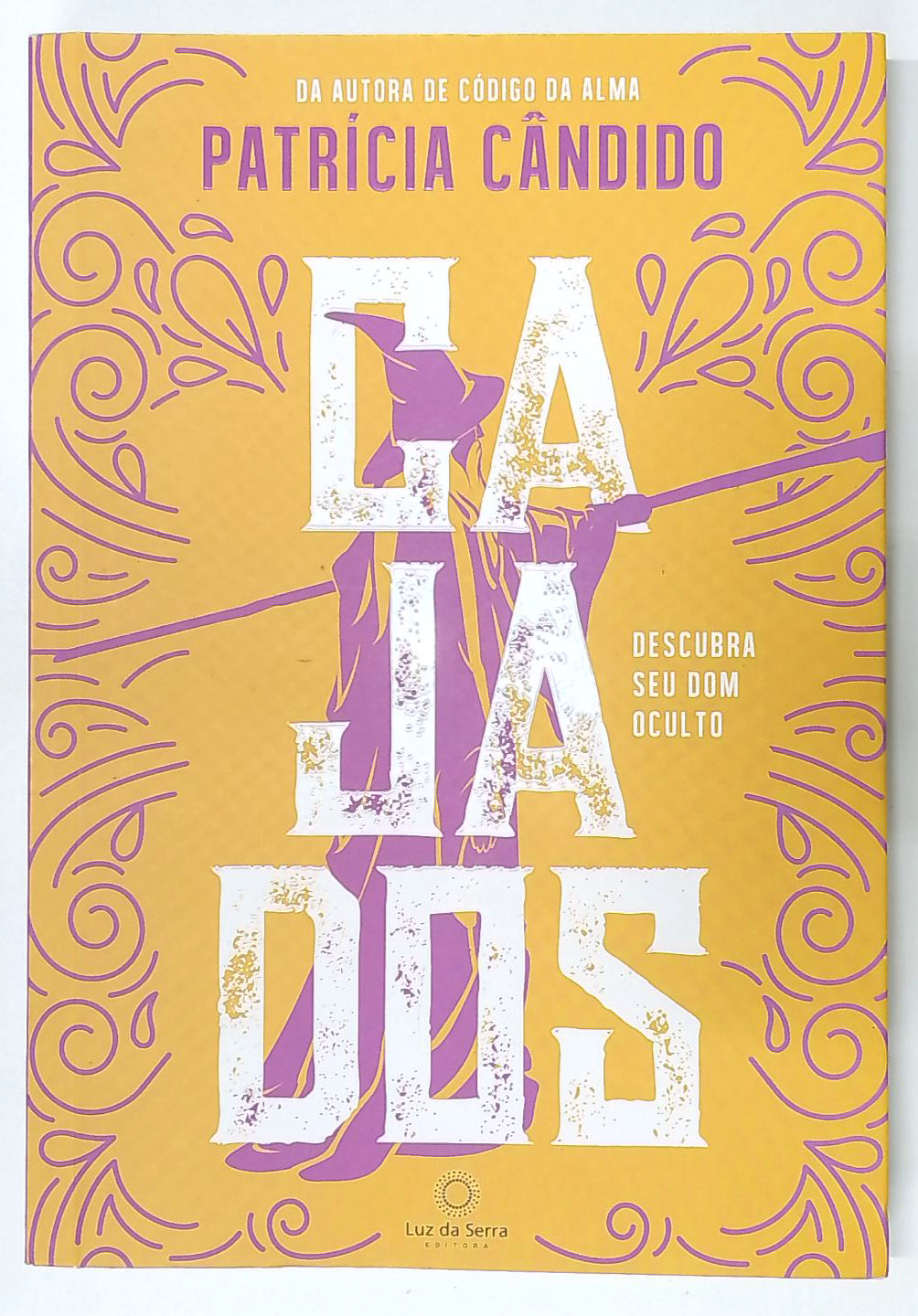 Capa do livro Cajados: Descubra Seu Dom Oculto