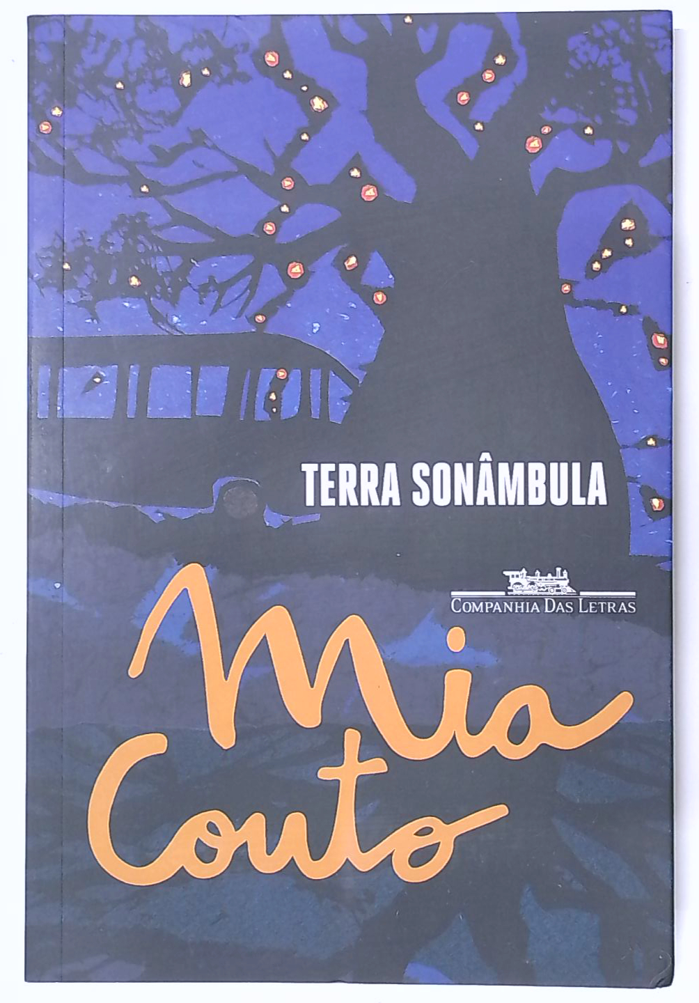 Capa do livro Terra Sonâmbula