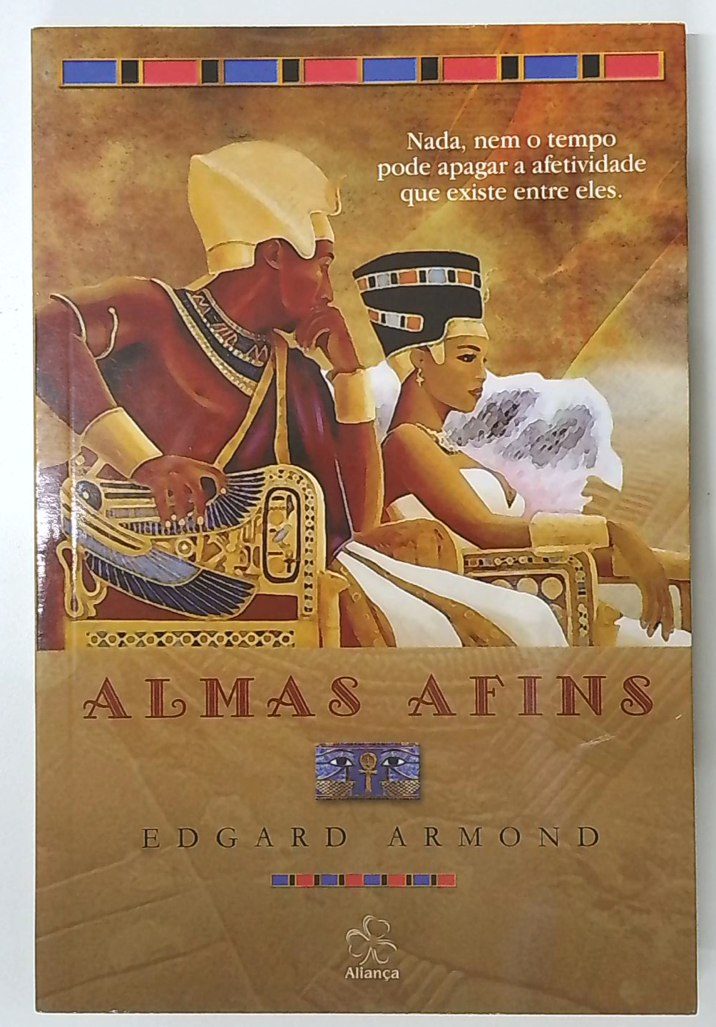 Capa do livro Almas Afins