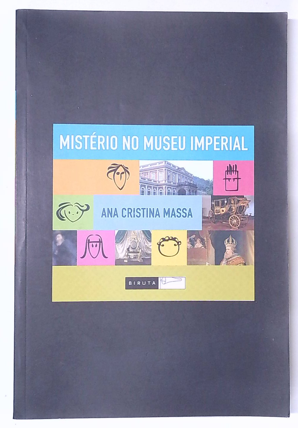 Capa do livro Mistério no Museu Imperial
