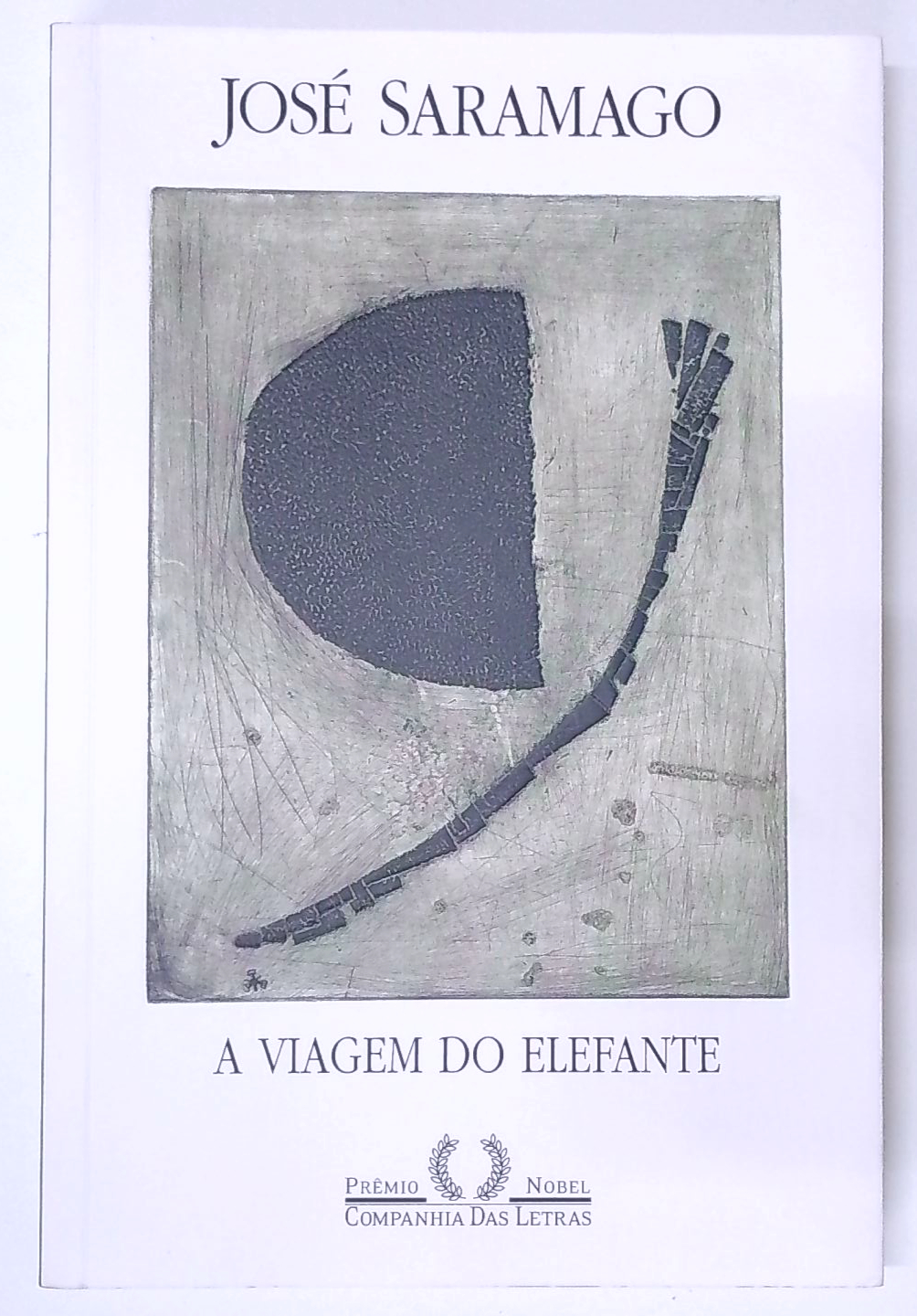 Capa do livro A Viagem do Elefante