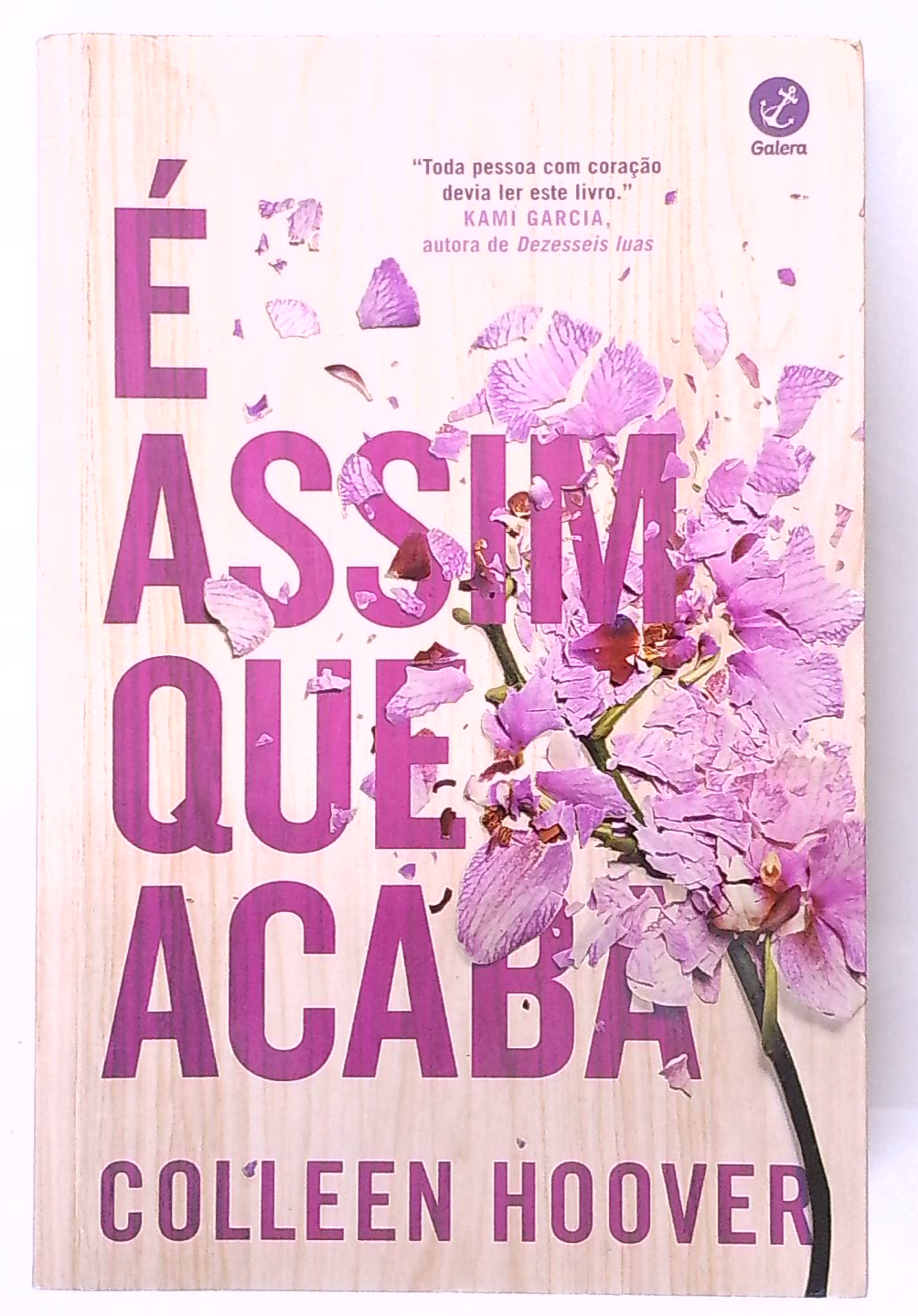 Capa do livro É Assim que Acaba