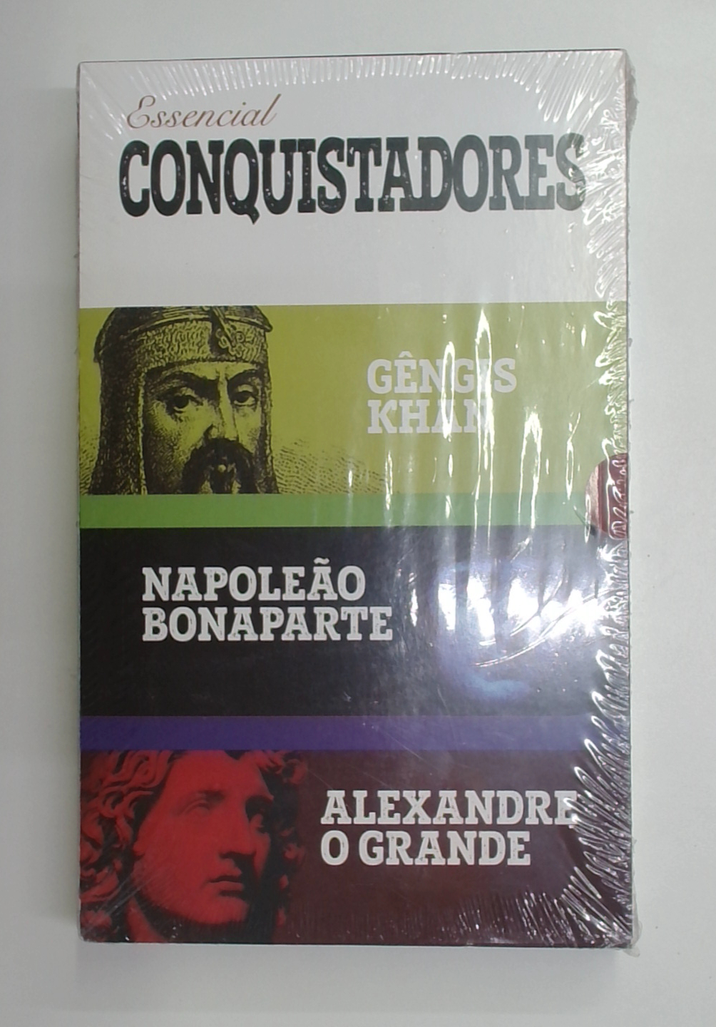 Capa do livro Box Essencial Conquistadores - Gêngis Khan, Napoleão Bonaparte e Alexandre o Grande