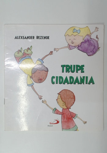 Capa do livro Trupe e Cidadania