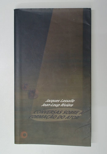 Capa do livro Conversas Sobre a Formação do Ator