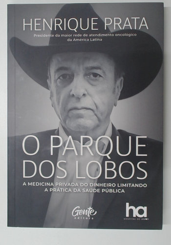 Capa do livro O Parque dos Lobos