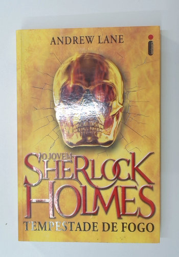 Capa do livro O Jovem Sherlock Holmes - Tempestade de Fogo