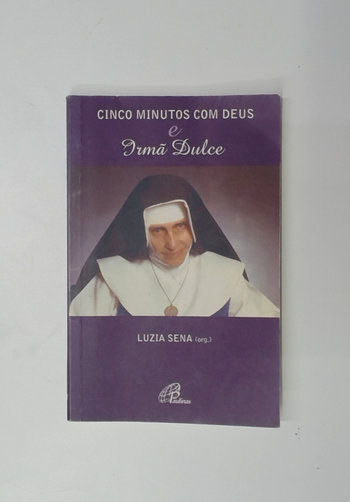 Capa do livro Cinco Minutos com Deus e Irmã Dulce
