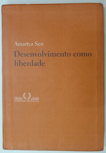 Capa do livro Desenvolvimento Como Liberdade