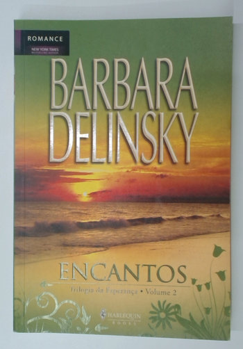 Capa do livro Encantos