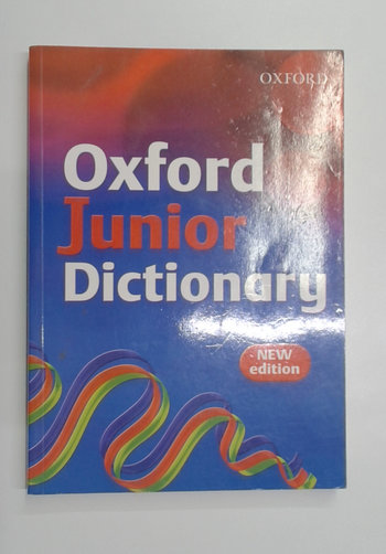 Capa do livro Oxford Junior Dictionary