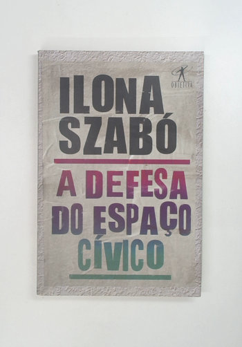 Capa do livro A Defesa do Espaço Cívico
