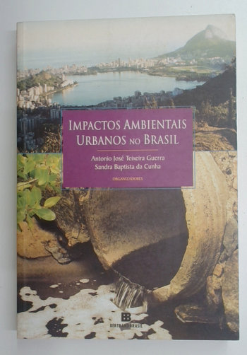 Capa do livro Impactos Ambientais Urbanos no Brasil