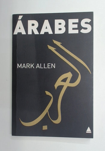 Capa do livro Árabes